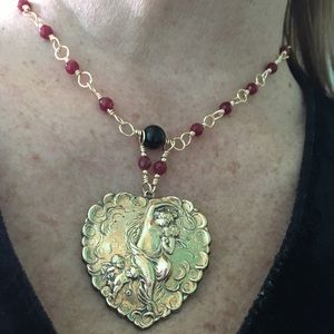 IMADE Ruby & Heart Necklace